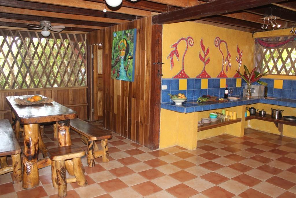 Puerto Viejo de Talamanca Cashew Hill Lodge الغرفة الصورة